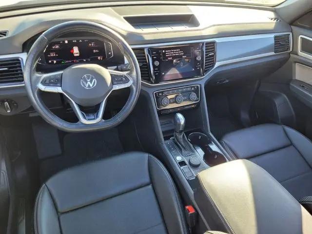 2022 Volkswagen Atlas Cross Sport 3.6L V6 SEL R-Line