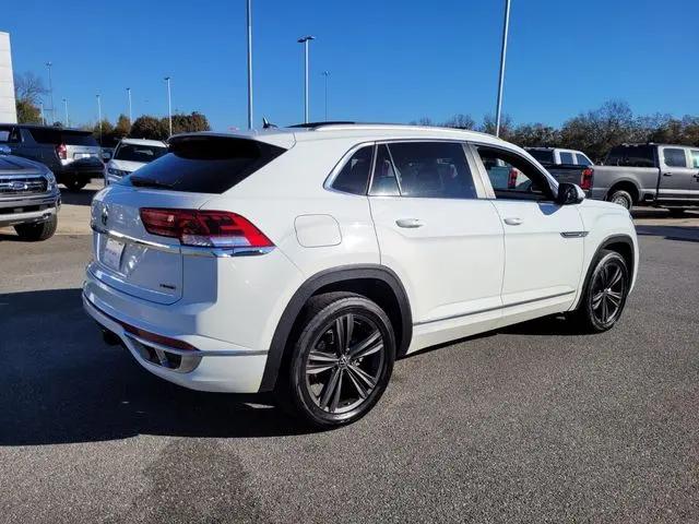 2022 Volkswagen Atlas Cross Sport 3.6L V6 SEL R-Line