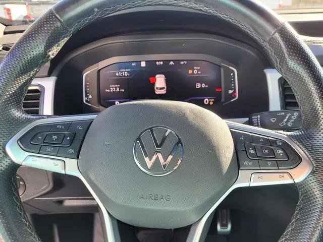 2022 Volkswagen Atlas Cross Sport 3.6L V6 SEL R-Line