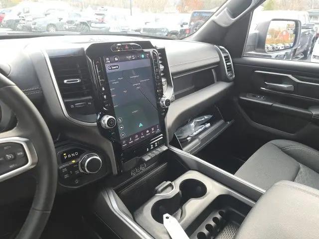2025 Ram 1500 Big Horn Crew Cab 4x4 5'7" Box