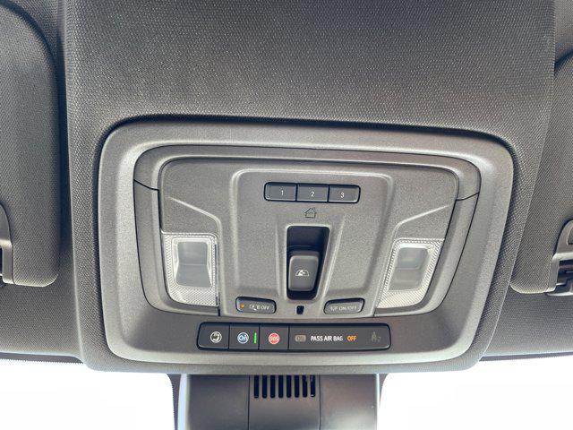 2026 GMC Sierra 1500 Crew Cab, Short Bed, SLT, 4WD