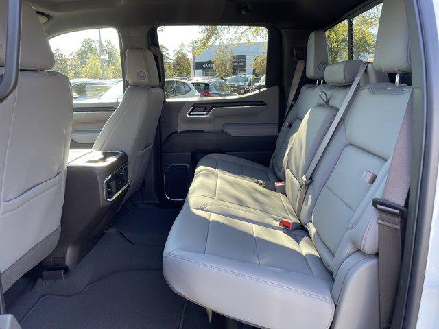 2026 GMC Sierra 1500 Crew Cab, Short Bed, SLT, 4WD