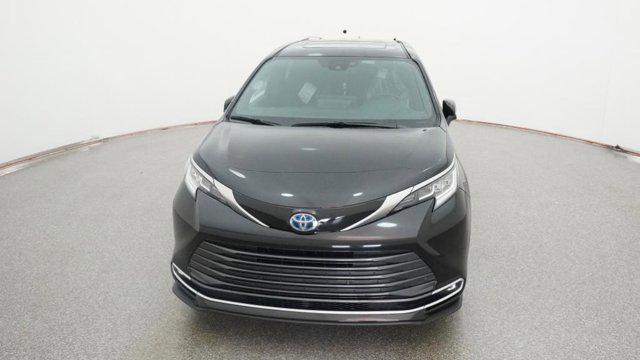 2025 Toyota Sienna Limited
