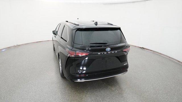 2025 Toyota Sienna Limited