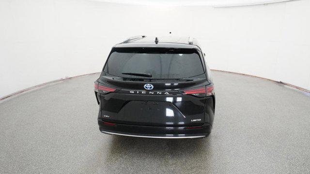 2025 Toyota Sienna Limited