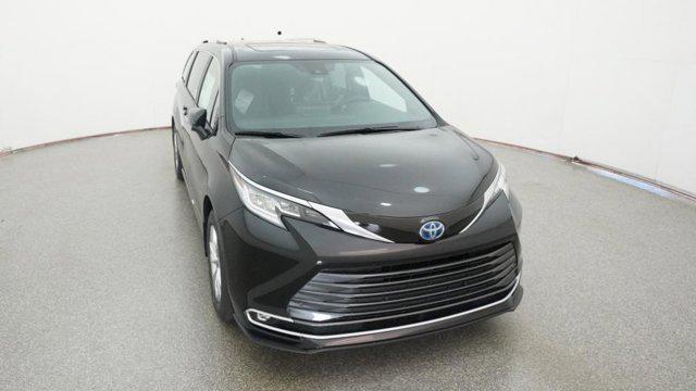 2025 Toyota Sienna Limited
