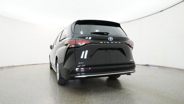 2025 Toyota Sienna Limited