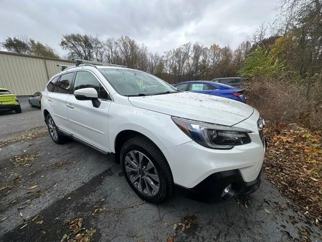 2019 Subaru Outback 3.6R Touring 2019 Subaru Outback 3.6R Touring