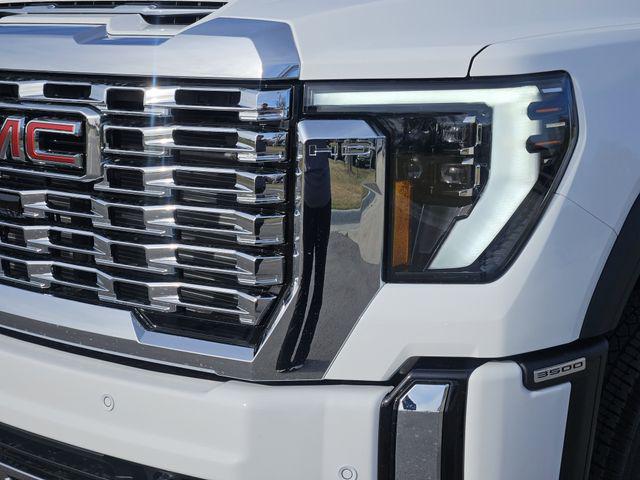 2026 GMC Sierra 3500HD Crew Cab, Long Bed, Denali, 4WD