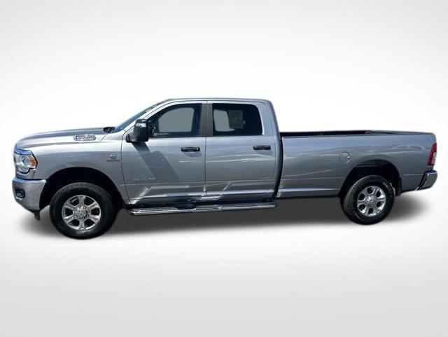 2024 Ram 3500 Big Horn Crew Cab 4x4 8' Box