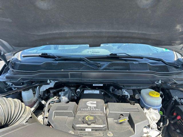 2024 Ram 3500 Big Horn Crew Cab 4x4 8' Box