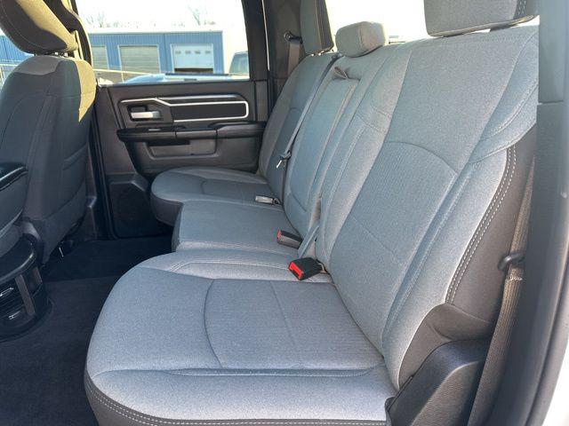 2024 Ram 3500 Big Horn Crew Cab 4x4 8' Box