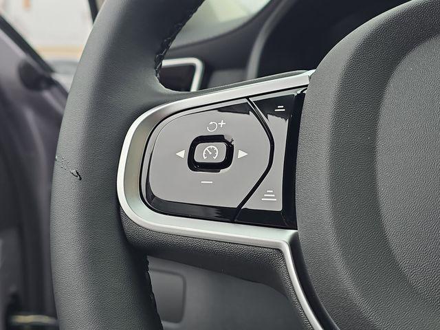2026 Volvo XC90 B6 Ultra Dark Theme 7-Seater