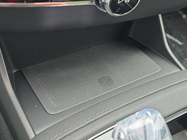 2026 Volvo XC90 B6 Ultra Dark Theme 7-Seater