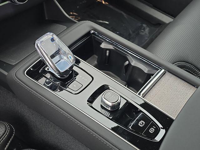 2026 Volvo XC90 B6 Ultra Dark Theme 7-Seater