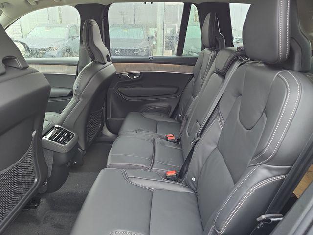 2026 Volvo XC90 B6 Ultra Dark Theme 7-Seater