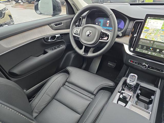 2026 Volvo XC90 B6 Ultra Dark Theme 7-Seater