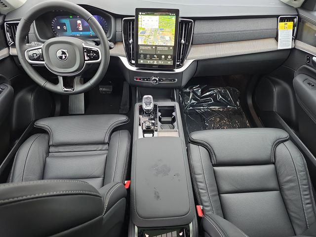 2026 Volvo XC90 B6 Ultra Dark Theme 7-Seater