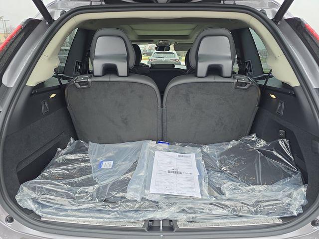 2026 Volvo XC90 B6 Ultra Dark Theme 7-Seater