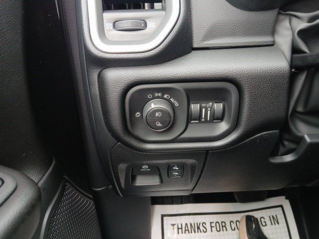 2026 Ram 1500 Lone Star Crew Cab 4x4 57 Box