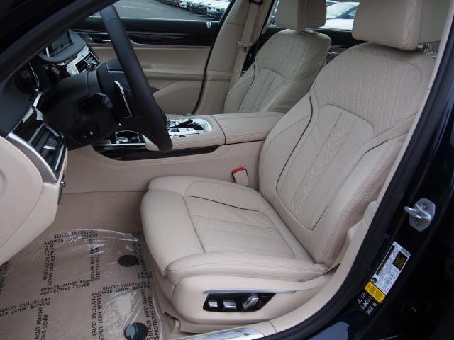 2016 BMW 7 Series 750i xDrive