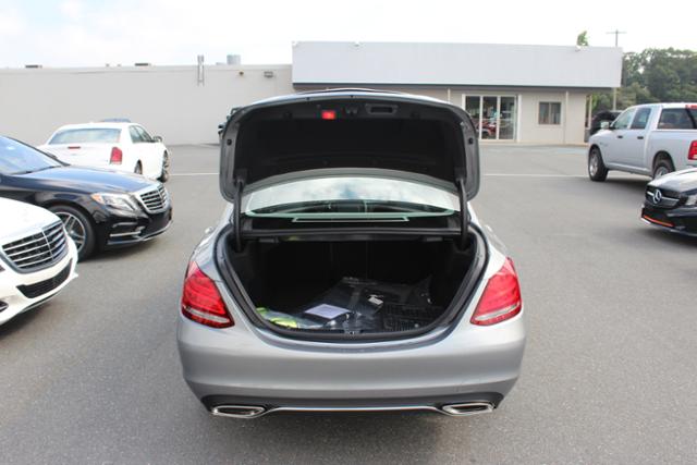 2016 Mercedes-Benz C-CLASS 4dr Sdn C300 4MATIC