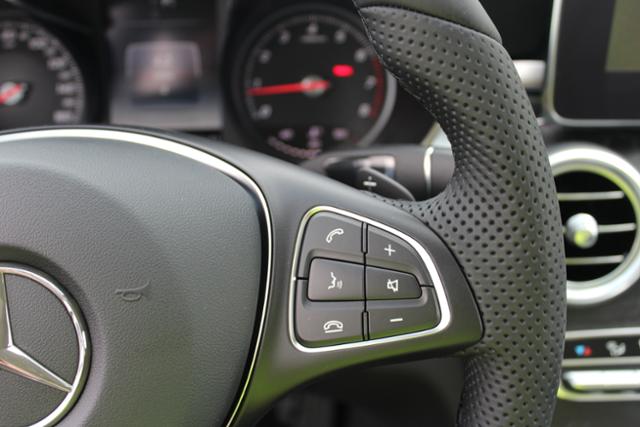2016 Mercedes-Benz C-CLASS 4dr Sdn C300 4MATIC
