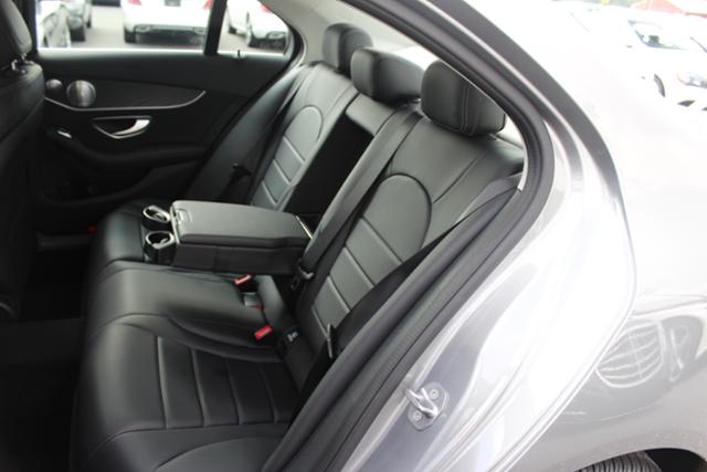 2016 Mercedes-Benz C-CLASS 4dr Sdn C300 4MATIC
