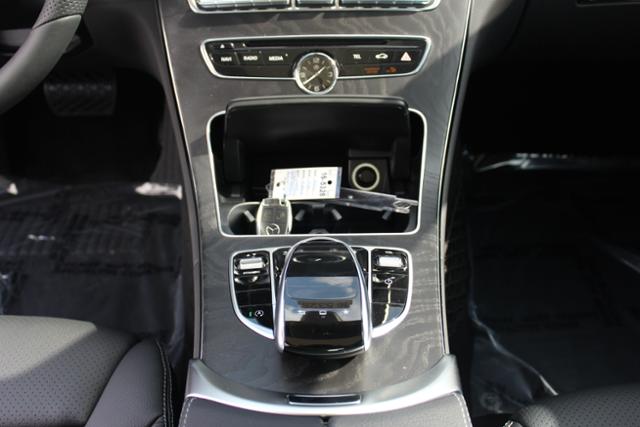 2016 Mercedes-Benz C-CLASS 4dr Sdn C300 4MATIC