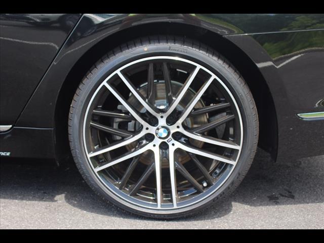 2017 BMW 7 Series 740e xDrive iPerformance
