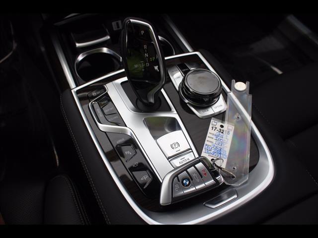 2017 BMW 7 Series 740e xDrive iPerformance