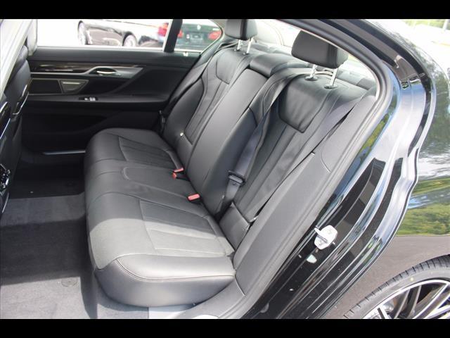2017 BMW 7 Series 740e xDrive iPerformance