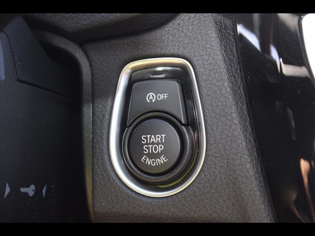 2017 BMW 3 Series 330i xDrive