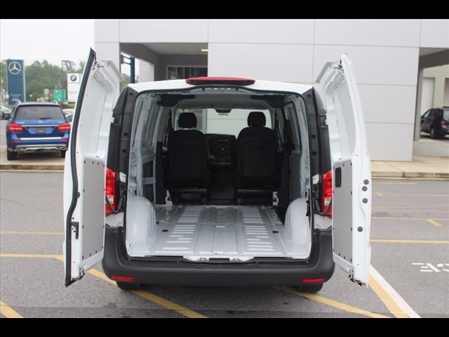 2017 Mercedes-Benz Metris Cargo Van Standard Roof 126" Wheelbase