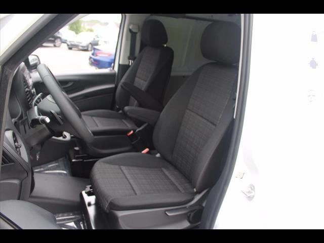 2017 Mercedes-Benz Metris Cargo Van Standard Roof 126" Wheelbase