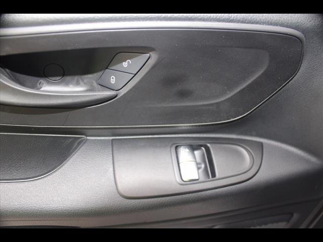 2017 Mercedes-Benz Metris Cargo Van Standard Roof 126" Wheelbase
