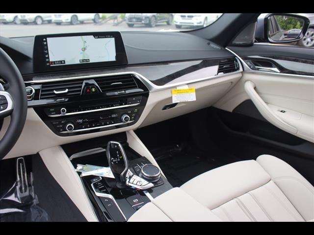 2017 BMW 5 Series 540i xDrive