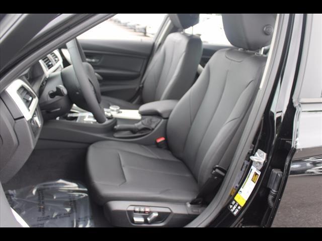 2017 BMW 3 Series 320i xDrive