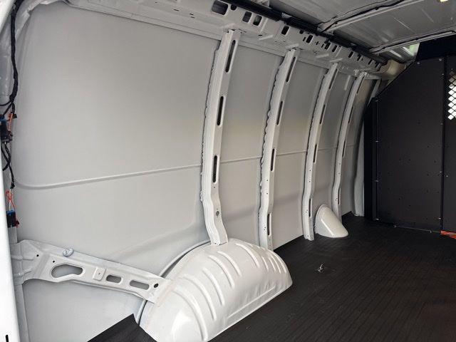 2025 GMC Savana Cargo RWD 2500 Regular Wheelbase Work Van