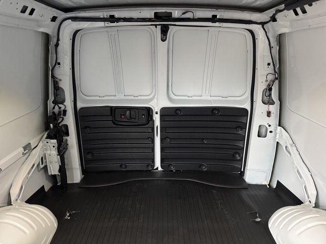 2025 GMC Savana Cargo RWD 2500 Regular Wheelbase Work Van