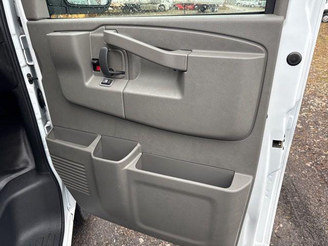 2025 GMC Savana Cargo RWD 2500 Regular Wheelbase Work Van