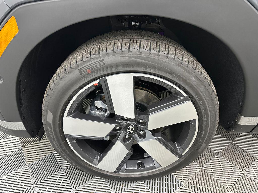 2026 Hyundai Santa Fe Limited - Photo 13