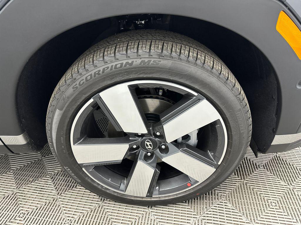 2026 Hyundai Santa Fe Limited - Photo 14