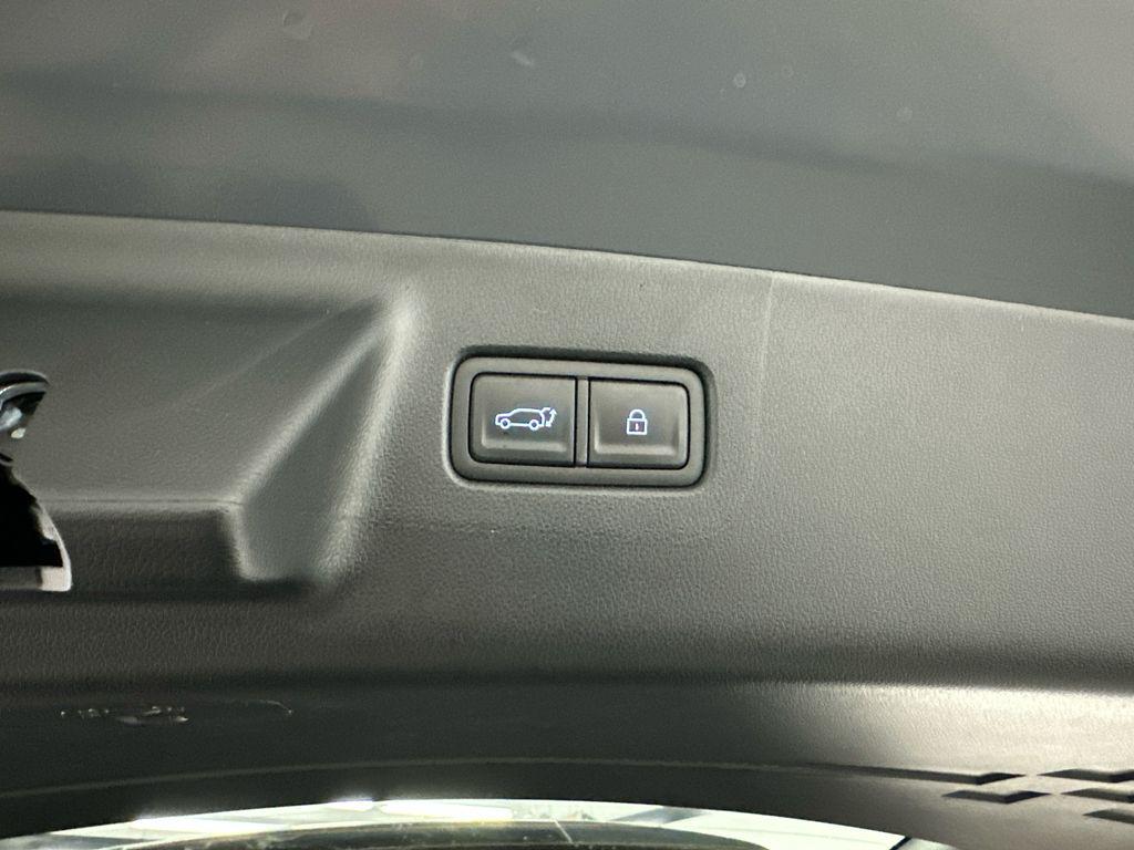 2026 Hyundai Santa Fe Limited - Photo 21