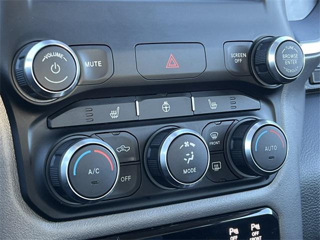 2020 Ram 1500 Big Horn Crew Cab 4x4 57 Box
