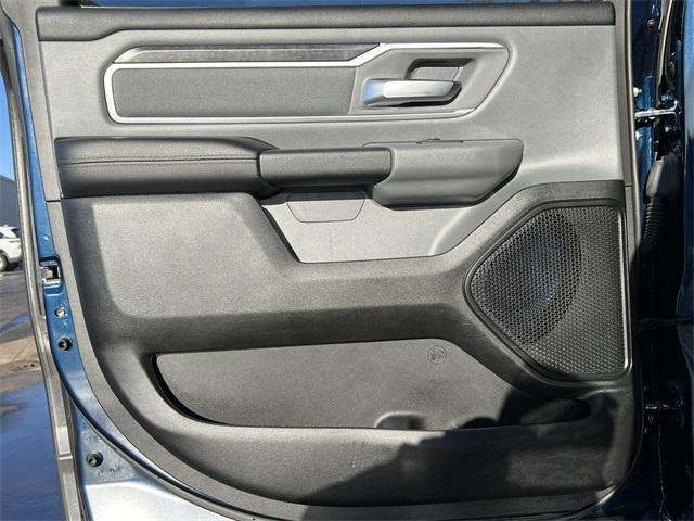 2020 Ram 1500 Big Horn Crew Cab 4x4 57 Box