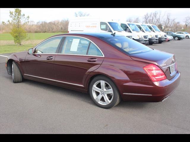 2011 Mercedes-Benz S-CLASS S 550