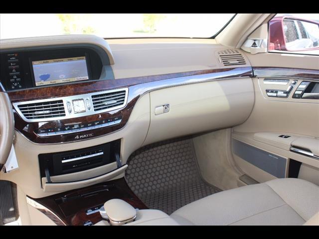 2011 Mercedes-Benz S-CLASS S 550