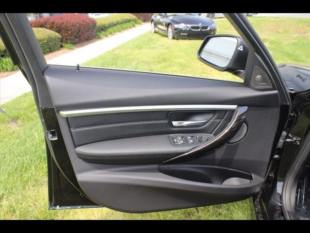 2017 BMW 3 Series 330e iPerformance