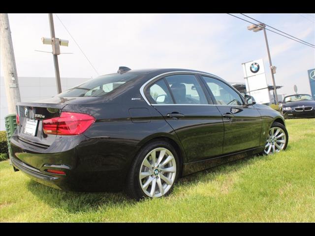 2017 BMW 3 Series 330e iPerformance